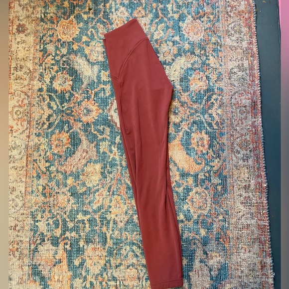 Lululemon HR 25” wundertrain leggings - Picture 2 of 3